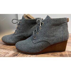 Dr. Scholls Womens Gray Wedge Booties Size 8M With Be Energized Foam Technology
